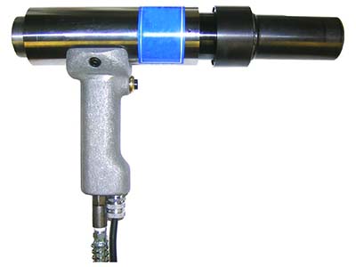 Herramienta para instalar pernos Huck